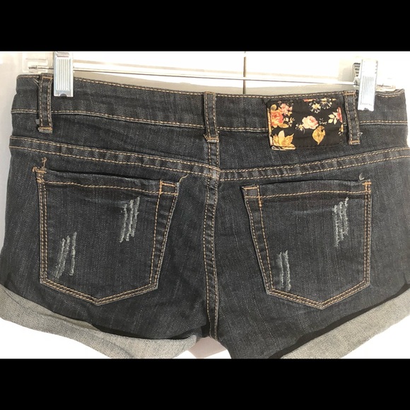Floral Iris Cut Off Jean Shorts Size S - Picture 4 of 4